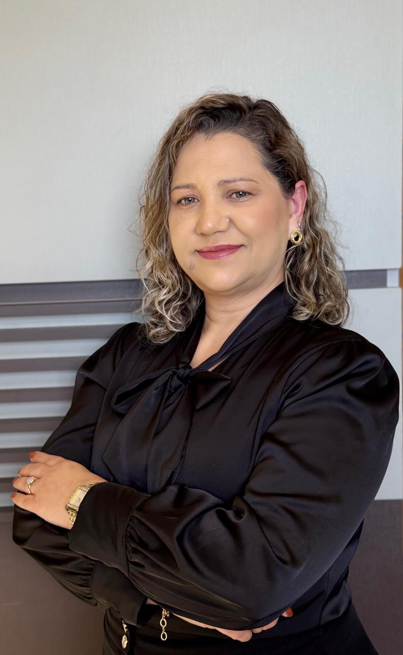 Dra. Cláudia